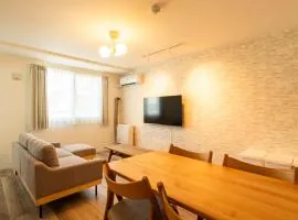 Yuuzen N11 Condominium 新築 市場まで徒歩すぐ 駐車場完備