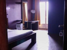 Figures Hotel, hotel v mestu Yaoundé
