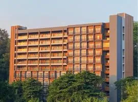 Oak Tree Emerald Hotel & Coventions Semarang