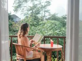 Adipana Bungalow-Balinese Room
