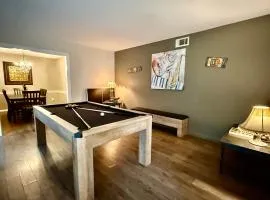 Le Belle - 4 Bdrm with Pool Table - Pet Friendly