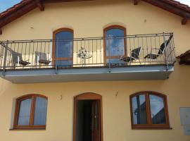 Ubytov&aacute;n&iacute; pod P&aacute;lavou，下維斯特尼采的浪漫飯店