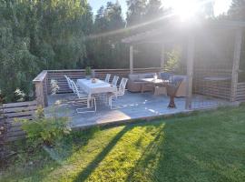 Hus utanför Umeå nära hav och natur, khách sạn ở Umeå