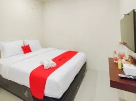RedDoorz at Rejoss Lux Medan