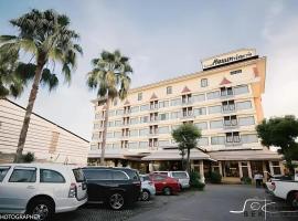 Ruean Phae Royal Park Hotel, hotel near Phitsanulok Airport - PHS, Phitsanulok
