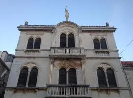 Bear(42m2,market, bus,balcony,bikes,wi-fi,Parking)