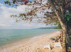 Chill Inn Lipa Noi Hostel and Beach Cafe