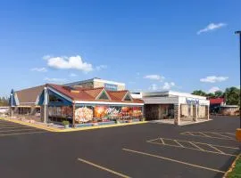 AmericInn & Suites by Wyndham Baraboo Event Center