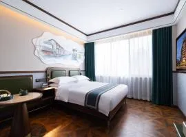 Nostalgia S Hotel Shanghai Railway Station & Suzhou Creek 时光漫步S酒店上海火车站苏州河店 Free fresh ground coffee,Free laundry service