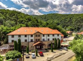 Hotel Hunor, hotel Sátoraljaújhelyen