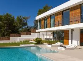 Seaside Sanctuary in Ibiza City, 1061