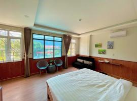 Flaco Hostel - Trekking, Tour, Bus ticket, guest house in Sa Pa