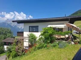 Panoramahaus am Berg