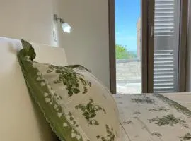 Travel Room