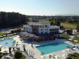 Vrnjačko Vrelo Resort，Novo Selo的度假村