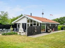 Awesome Home In Tarm With Swimming Pool