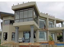 Serene Golf House, hotel in Mossel Bay
