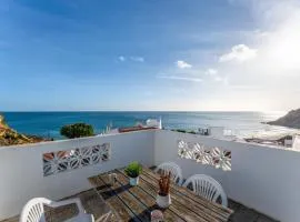 Lovely beach apartment, sea views, rooftop terrace #1974