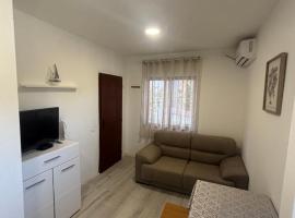 Bloom Home Bar, villa in Bar