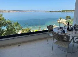 POLAI Seafront Apartment