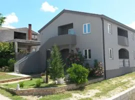 Apartman Monte Cristo 500m do plaže-beach