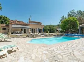 Stunning Home In Saint Cezaire