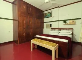 2BR Cozy Stone Town Stay by the Ferry