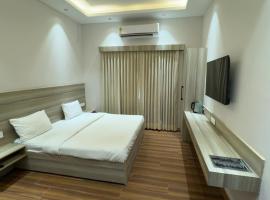 The Aana Hotel Sohna -Gurgaon Road, ξενοδοχείο σε Γκουργκάον