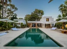 Exclusive 5 Bedroom Villa in Ibiza City, 1266