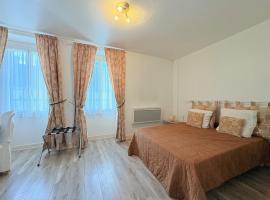 Les chambres Margot, hotel in Courtenay