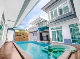 Luxury Pure Modern Pool Villa 5Bed Nr BTS&Central