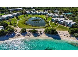 A18 - Crystal Cove Sapphire Beach West, хотел с паркинг в Nazareth