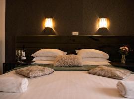 Plitvice Inn, hotel v destinaci Jezerce