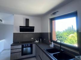 In My Place, hotel v destinaci Caiazzo