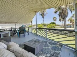 4 Mi to Beach Home with Pool and Golf in Port Isabel!