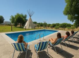 Águilas de Fuente Empedrada, hotel v destinaci Lagartera