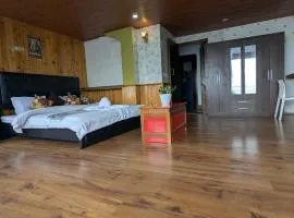 Cactus Cafe & Homestay