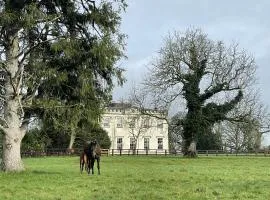 Lismacue House