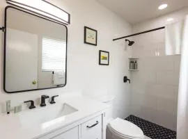 NEW! Villa Positano - Duval Square Condo, Pool, Hot Tub & Parking