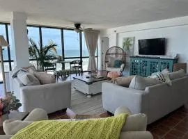 Daytona oceanfront two-bedroom suite