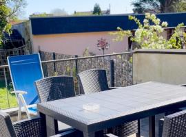 Düsseldorf Messe, 2-bedroom Duplex Apartment with Terrace and Garden, hotel in Düsseldorf