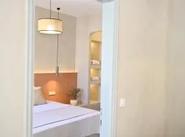 Santorini Family Apartments