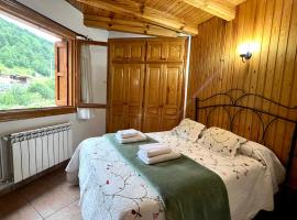 Apartament Àtic d'Espot - L'Amfitriona, отель в городе Эспот