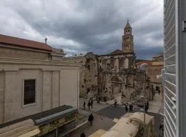 Habibi come tu Silver gate Diocletians palac