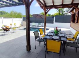 Villa Citala avec Piscine et Jacuzzi privé, ξενοδοχείο τριών αστέρων σε Le Marin