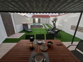 Casa dos Avós, hotel in Santa Eulália