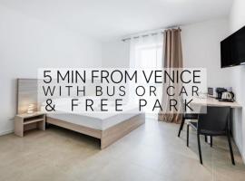 Appia Rooms Free Parking e Fast Access to Venice by Bus, hôtel à Venise