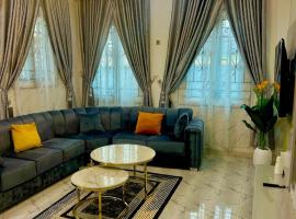 TDN Service Apartment, φθηνό ξενοδοχείο σε Μπενίν Σίτι