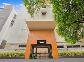 Super Townhouse Visakhapatnam, hotel near Visakhapatnam Airport - VTZ, Visakhapatnam
