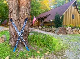 Claycomb Chalets, chal&eacute; alpino em Champion